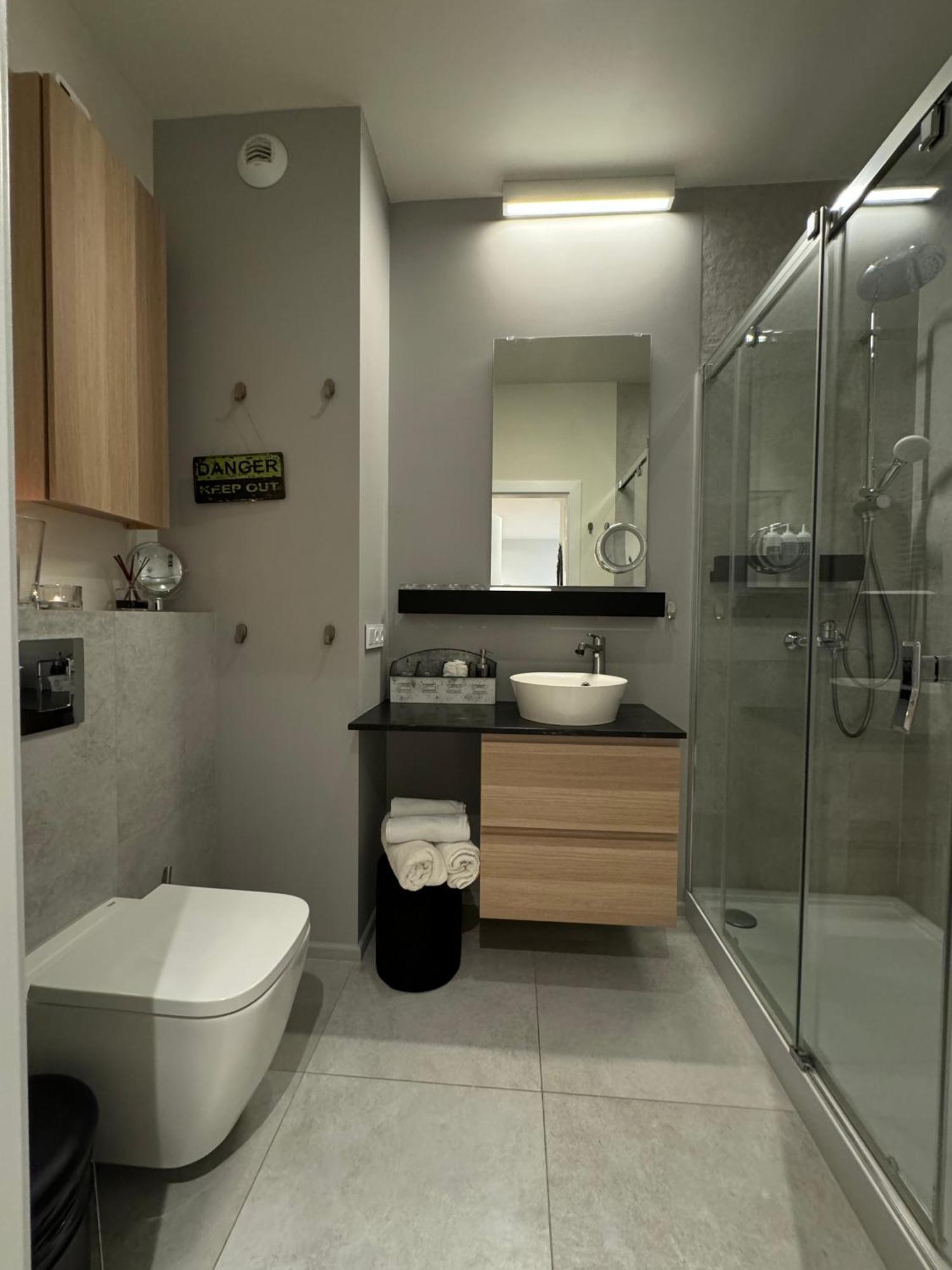 Relax&Comfort New Waw 50 Sqm With Terrace, Garden, Free Parking And Ac Βαρσοβία Εξωτερικό φωτογραφία